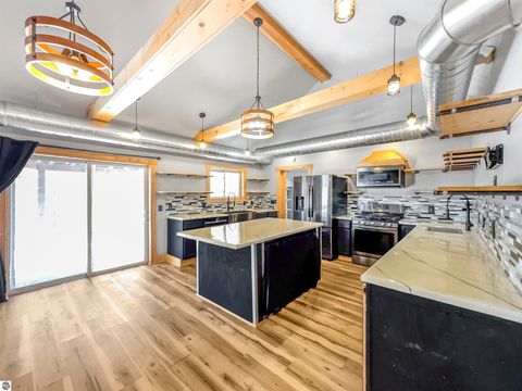 Tiny photo for 544 W Upton Avenue, Reed City, MI 49307 (MLS # 1942416)