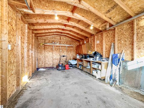 Tiny photo for 544 W Upton Avenue, Reed City, MI 49307 (MLS # 1942416)