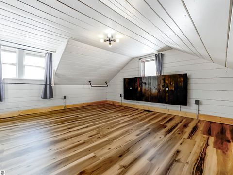 Tiny photo for 544 W Upton Avenue, Reed City, MI 49307 (MLS # 1942416)