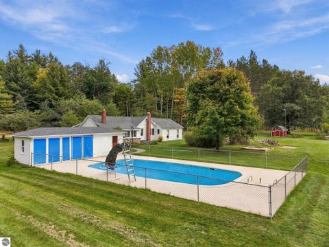 Tiny photo for 10590 Silsby Road, Roscommon, MI 48653 (MLS # 1951806)