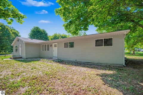 Tiny photo for 8220 E Upham Drive, Mt Pleasant, MI 48858 (MLS # 1946231)