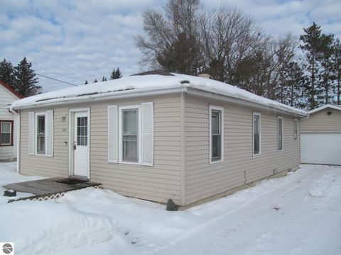 Tiny photo for 536 Aldrich Street, Cadillac, MI 49601 (MLS # 1942270)