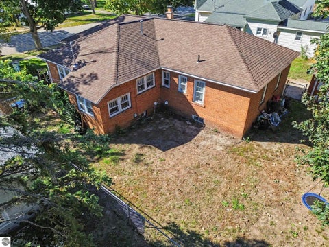 Tiny photo for 211 E Sixth ST, Clare, MI 48617 (MLS # 1951105)