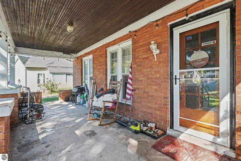 Tiny photo for 211 E Sixth ST, Clare, MI 48617 (MLS # 1951105)