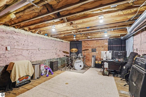 Tiny photo for 211 E Sixth ST, Clare, MI 48617 (MLS # 1951105)