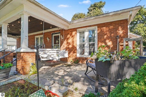 Tiny photo for 211 E Sixth ST, Clare, MI 48617 (MLS # 1951105)