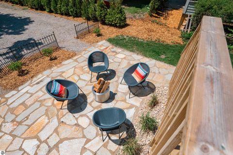 Tiny photo for 706 Forest Avenue, Frankfort, MI 49635 (MLS # 1942904)