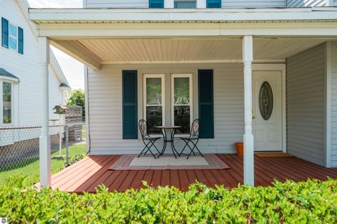 Tiny photo for 706 Forest Avenue, Frankfort, MI 49635 (MLS # 1942904)