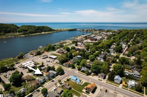 Tiny photo for 706 Forest Avenue, Frankfort, MI 49635 (MLS # 1942904)