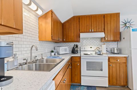 Tiny photo for 706 Forest Avenue, Frankfort, MI 49635 (MLS # 1942904)