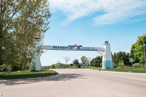 Tiny photo for 706 Forest Avenue, Frankfort, MI 49635 (MLS # 1942904)