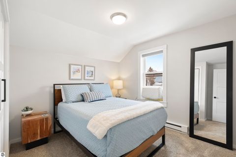 Tiny photo for 706 Forest Avenue, Frankfort, MI 49635 (MLS # 1942904)