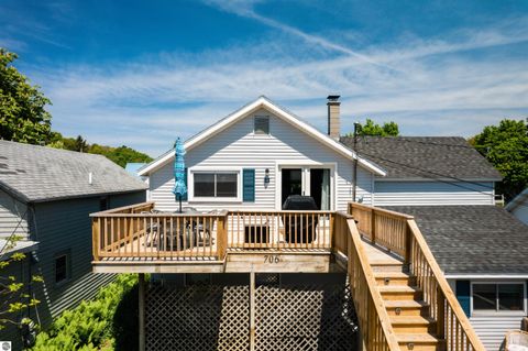 Tiny photo for 706 Forest Avenue, Frankfort, MI 49635 (MLS # 1942904)