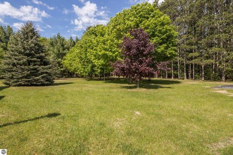Tiny photo for 1836 Hanmer Road, Benzonia, MI 49616 (MLS # 1945793)