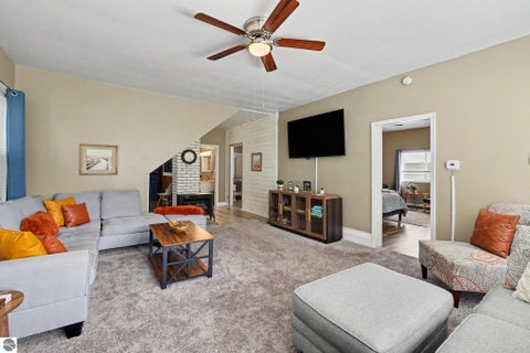 Tiny photo for 201 6th Avenue, Tawas City, MI 48763 (MLS # 1951263)