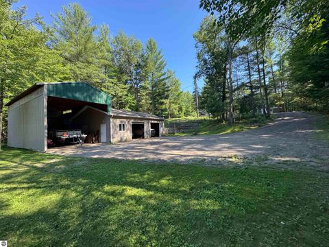 Tiny photo for 1816 Onondaga Trail, West Branch, MI 48661 (MLS # 1947585)