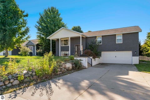 Tiny photo for 5391 Eaglehurst Drive, Traverse City, MI 49685 (MLS # 1951919)