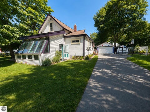 Tiny photo for 325 Spruce Street, Traverse City, MI 49684 (MLS # 1947865)