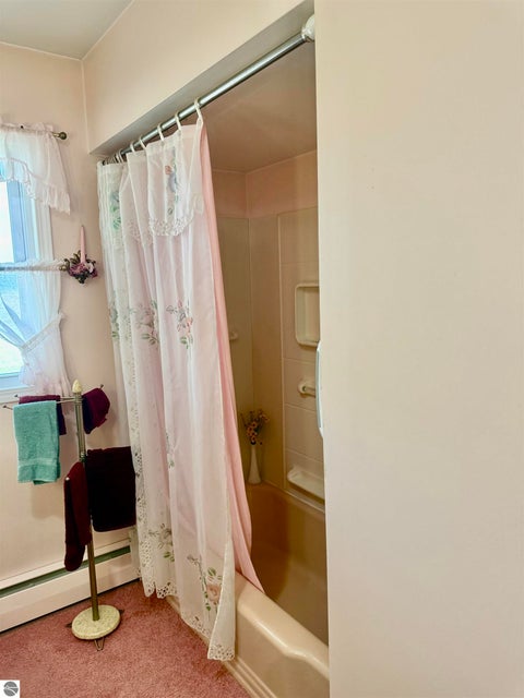 Tiny photo for 3509 E Saint Charles Road, Ithaca, MI 48847 (MLS # 1949904)