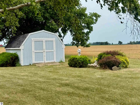 Tiny photo for 3509 E Saint Charles Road, Ithaca, MI 48847 (MLS # 1949904)