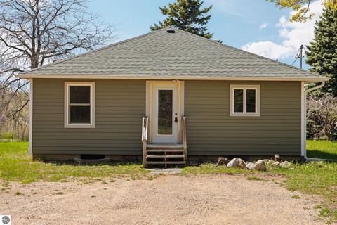 Tiny photo for 6828 E Lincoln Road, Cedar, MI 49621 (MLS # 1945132)