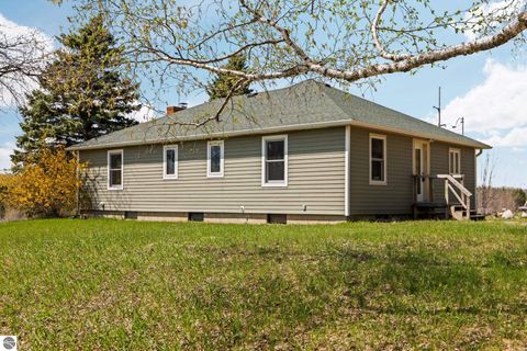 Tiny photo for 6828 E Lincoln Road, Cedar, MI 49621 (MLS # 1945132)