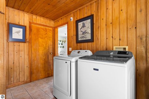 Tiny photo for 6828 E Lincoln Road, Cedar, MI 49621 (MLS # 1945132)