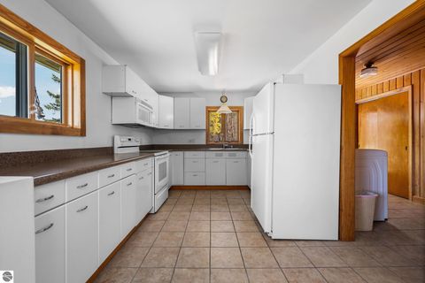Tiny photo for 6828 E Lincoln Road, Cedar, MI 49621 (MLS # 1945132)