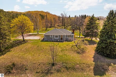 Photo of 6828 E Lincoln Road, Cedar, MI 49621 (MLS # 1945132)