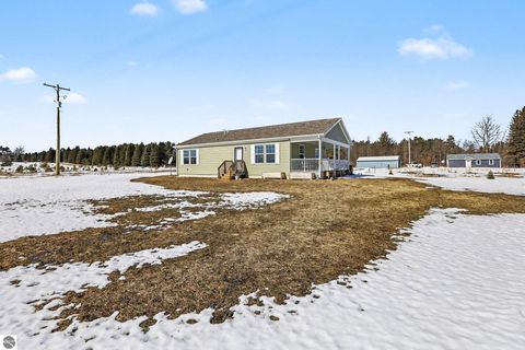Tiny photo for 2968 Bowerman Road, Kingsley, MI 49649 (MLS # 1943514)