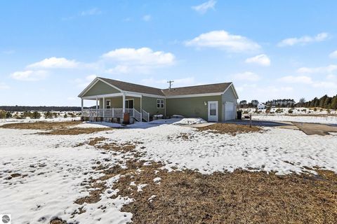 Tiny photo for 2968 Bowerman Road, Kingsley, MI 49649 (MLS # 1943514)