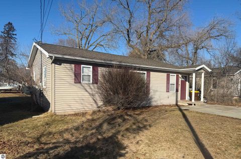 Tiny photo for 1308 Granger, Mt Pleasant, MI 48858 (MLS # 1942450)