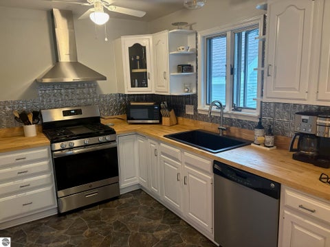 Tiny photo for 6789 W Redman Drive, Lake City, MI 49651 (MLS # 1951203)