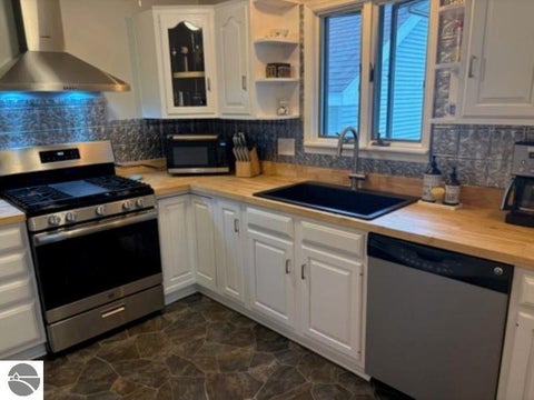 Tiny photo for 6789 W Redman Drive, Lake City, MI 49651 (MLS # 1951203)