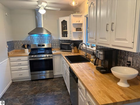 Tiny photo for 6789 W Redman Drive, Lake City, MI 49651 (MLS # 1951203)