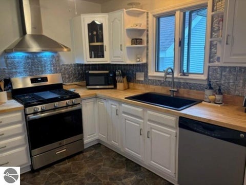 Tiny photo for 6789 W Redman Drive, Lake City, MI 49651 (MLS # 1951203)