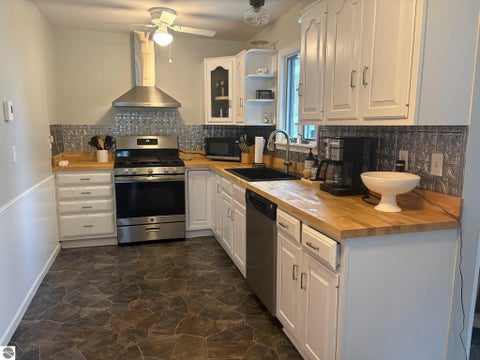 Tiny photo for 6789 W Redman Drive, Lake City, MI 49651 (MLS # 1951203)