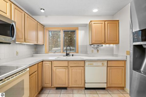 Tiny photo for 6550 Mission Ridge, Traverse City, MI 49686 (MLS # 1941663)