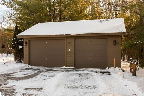 Tiny photo for 6550 Mission Ridge, Traverse City, MI 49686 (MLS # 1941663)