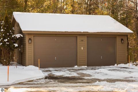 Tiny photo for 6550 Mission Ridge, Traverse City, MI 49686 (MLS # 1941663)
