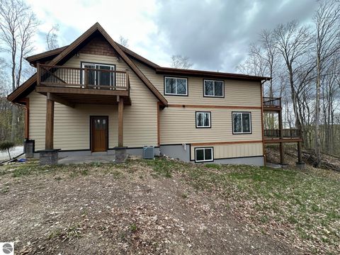 Tiny photo for 7058 Shade Tree Lane, Traverse City, MI 49685 (MLS # 1944569)