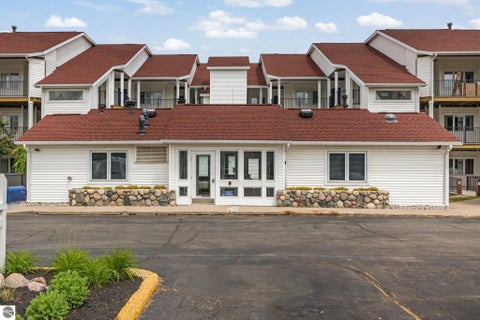 Tiny photo for 1995 US-31 N #329, Traverse City, MI 49686 (MLS # 1951014)