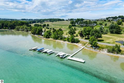 Tiny photo for 7852 Underwood Ridge, Traverse City, MI 49686 (MLS # 1942537)