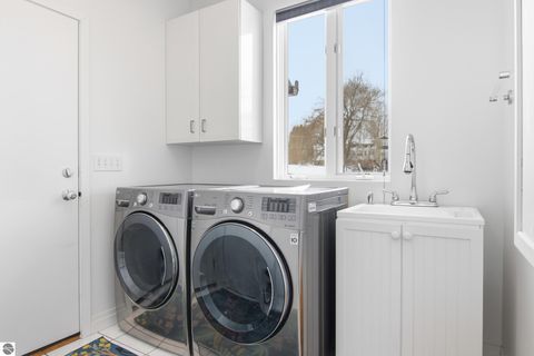 Tiny photo for 7852 Underwood Ridge, Traverse City, MI 49686 (MLS # 1942537)