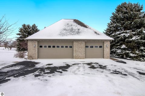Tiny photo for 7852 Underwood Ridge, Traverse City, MI 49686 (MLS # 1942537)