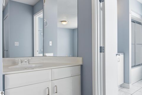 Tiny photo for 7852 Underwood Ridge, Traverse City, MI 49686 (MLS # 1942537)