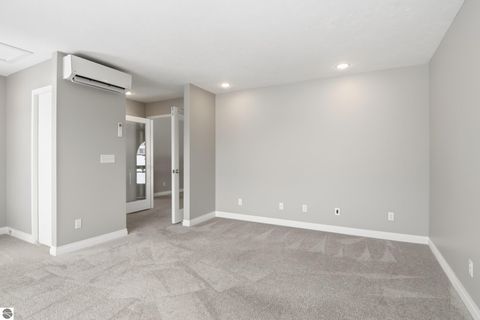 Tiny photo for 7852 Underwood Ridge, Traverse City, MI 49686 (MLS # 1942537)