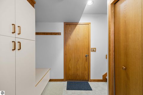 Tiny photo for 2991 Ojibwa Trail, Traverse City, MI 49686 (MLS # 1942042)