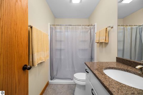 Tiny photo for 2991 Ojibwa Trail, Traverse City, MI 49686 (MLS # 1942042)