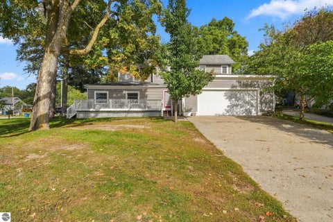 Tiny photo for 318 Hersey ST, Cadillac, MI 49601 (MLS # 1951104)